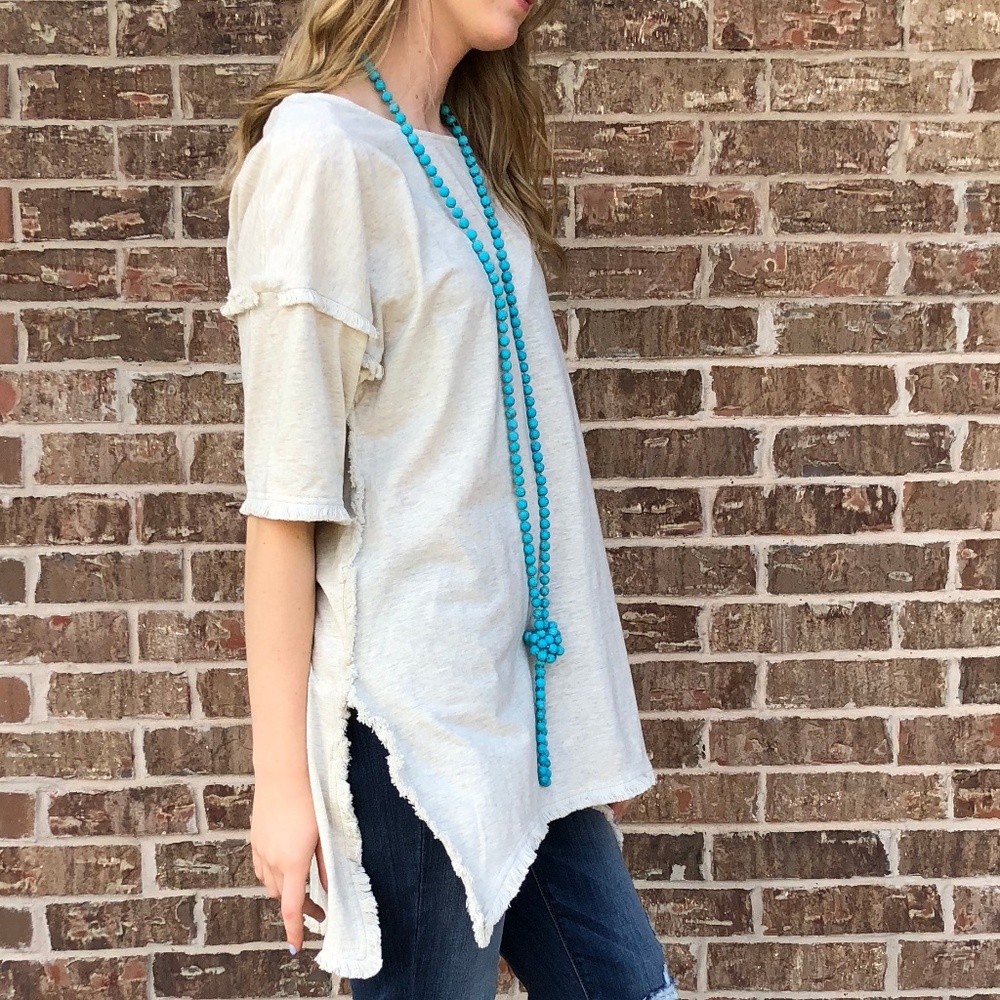 🌺🌺SALE🌺🌺 NWT Fray hem Tunic